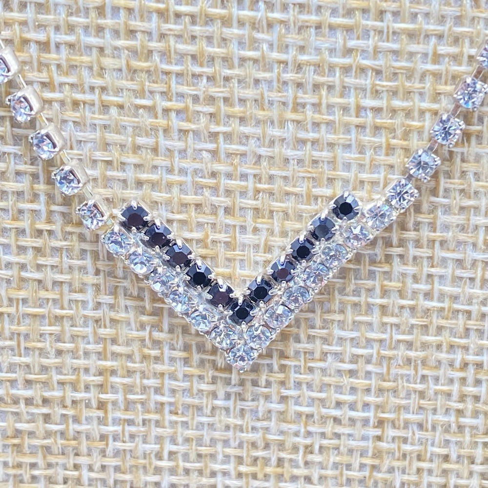 Unsigned Rhinestone Necklace & Earrings Vintage Black Clear 18"